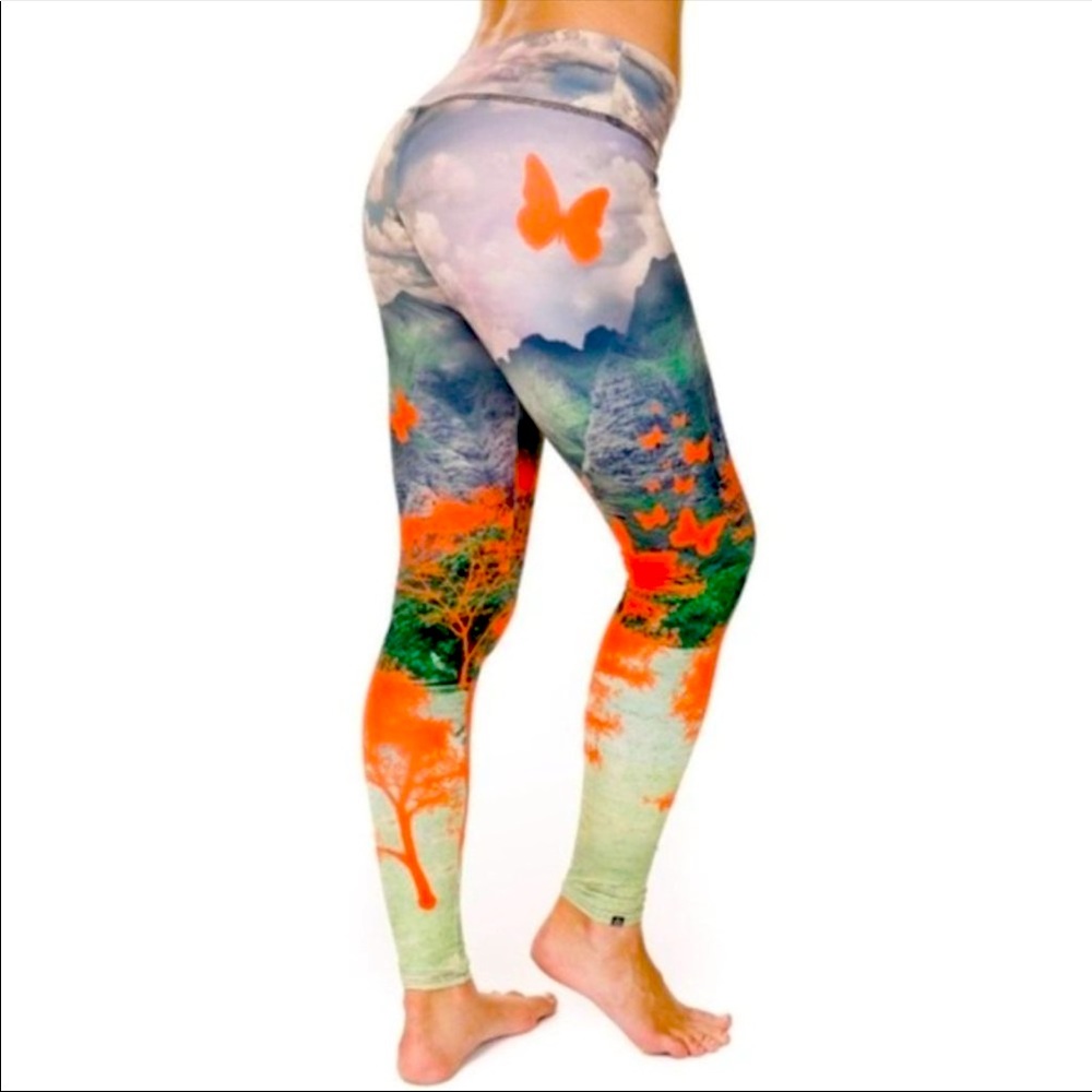 Onzie Butterfly Leggings- Size XS